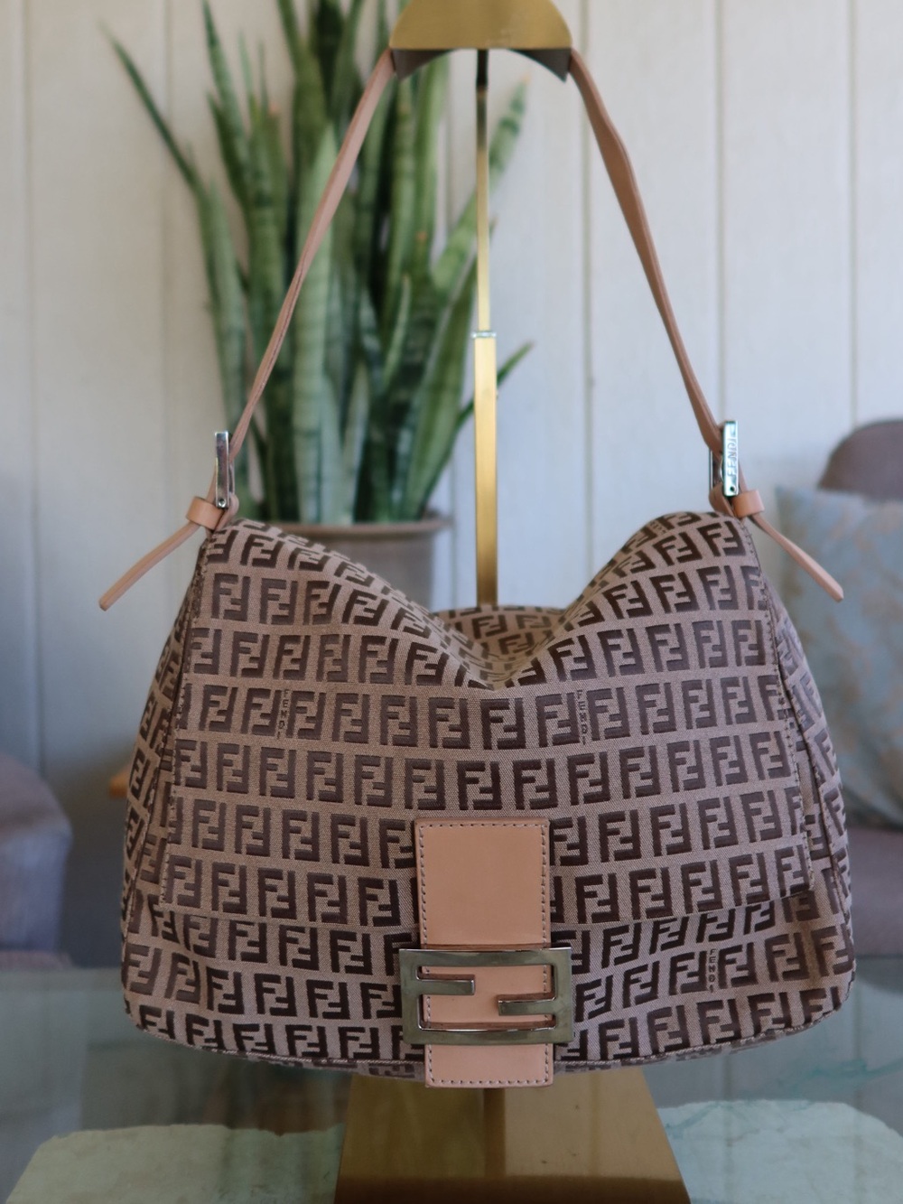 Fendi Zuccino Mama Baguette Shoulder Bag💝💝💝